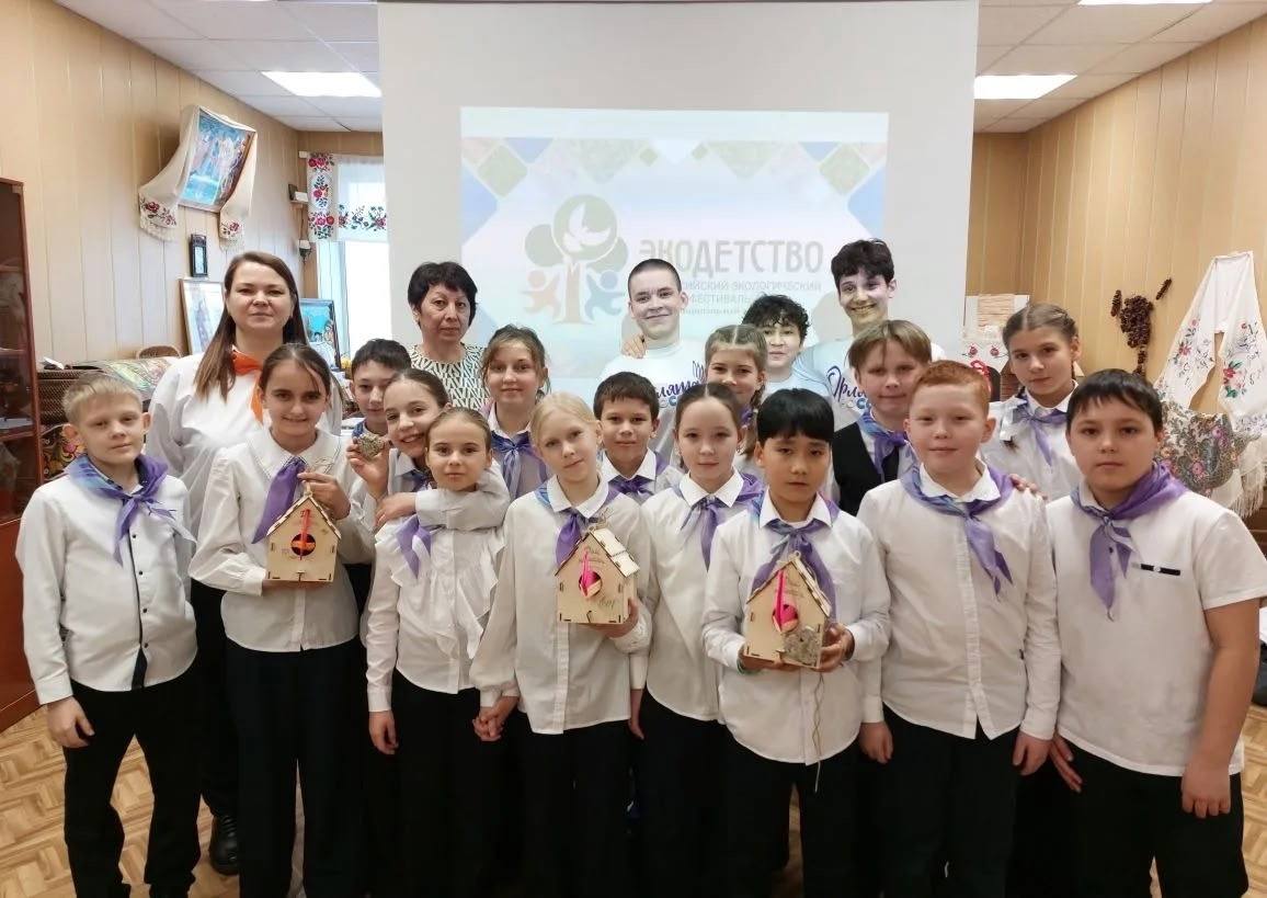 "Орленок-эколог". В рамках муниципального этапа окружного экологического детского фестиваля "Экодетство" и городского слета лидеров социальной активности учащихся начальной школы "Орлята России" в МБОУ "СОШ №8" собрались... "Орленок-эколог". В рамках муниципального этапа окружного экологического детского фестиваля "Экодетство" и городского слета лидеров социальной активности учащихся начальной школы "Орлята России" в МБОУ "СОШ №8" собрались...