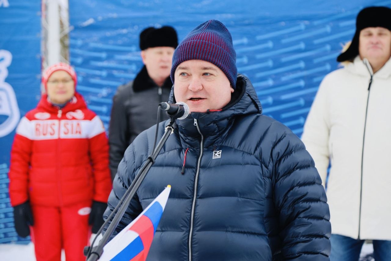 Дмитрий Кощенко: В 17-й раз в Нижневартовске прошёл Кубок главы города по лыжным гонкам! В соревнованиях приняли участие более 800 человек Дмитрий Кощенко: В 17-й раз в Нижневартовске прошёл Кубок главы города по лыжным гонкам! В соревнованиях приняли участие более 800 человек