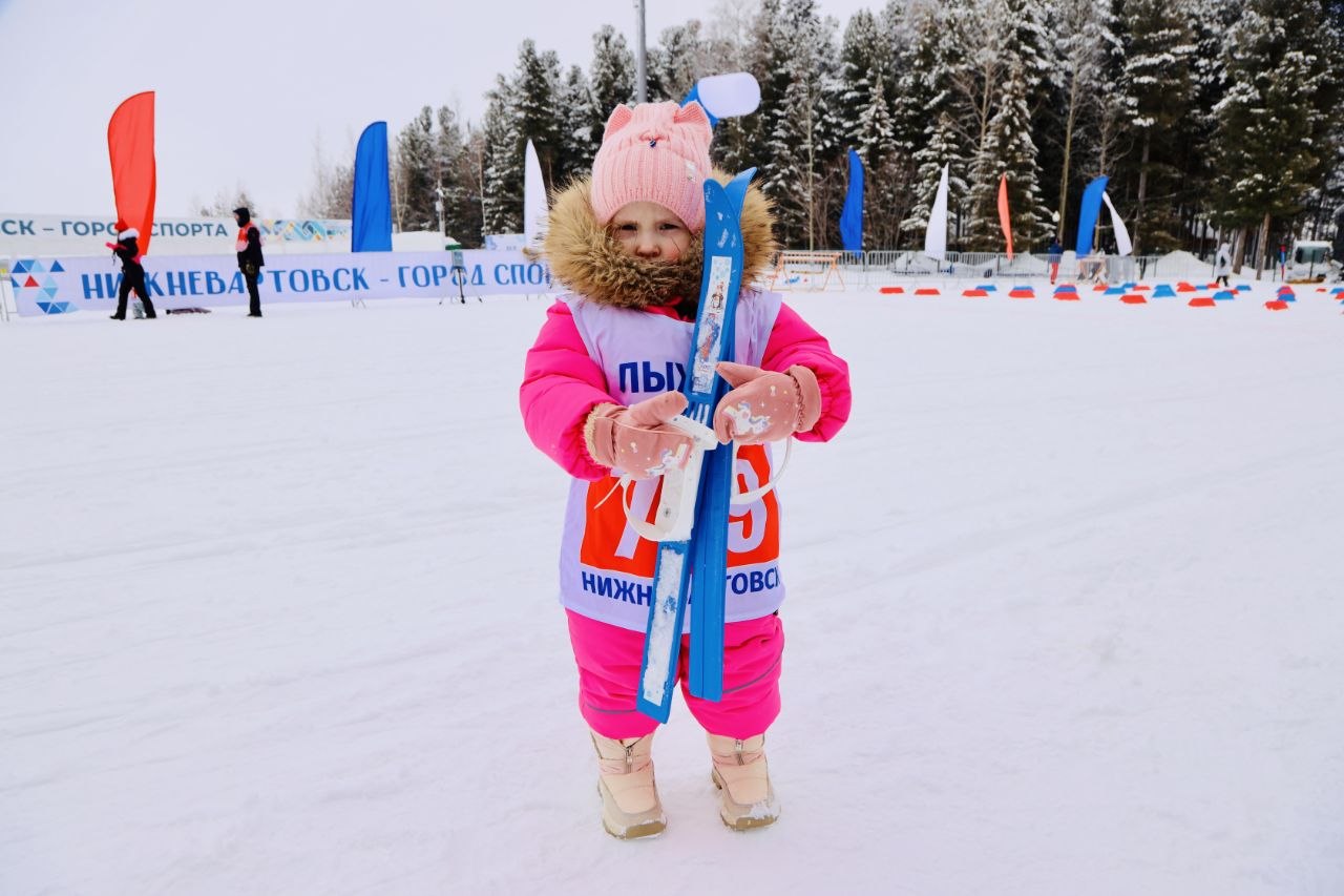 Дмитрий Кощенко: В 17-й раз в Нижневартовске прошёл Кубок главы города по лыжным гонкам! В соревнованиях приняли участие более 800 человек Дмитрий Кощенко: В 17-й раз в Нижневартовске прошёл Кубок главы города по лыжным гонкам! В соревнованиях приняли участие более 800 человек