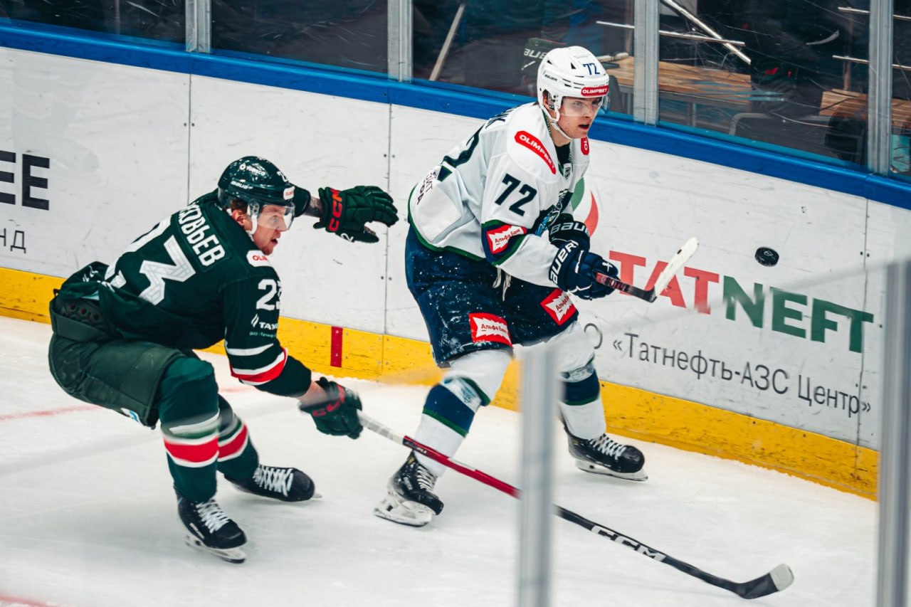 Защитник «Югры» Константин Савчик поделился ожиданиями от старта плей-офф в чемпионате ВХЛ Защитник «Югры» Константин Савчик поделился ожиданиями от старта плей-офф в чемпионате ВХЛ