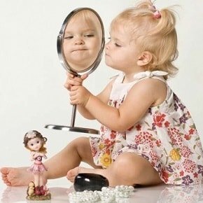 Как помочь детям справиться с изменениями во внешности и осознанием пола