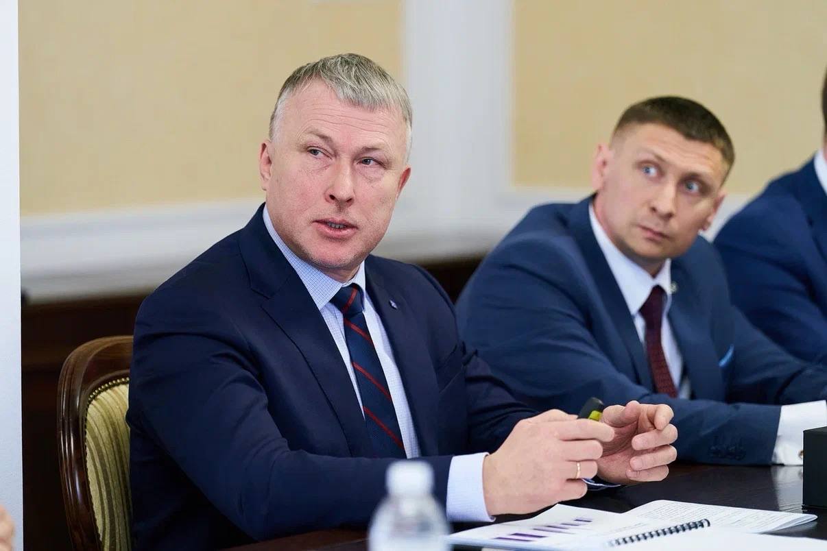 Руслан Кухарук: За прошлый год в Югре проведено более 250 просветительских мероприятий Российского общества «Знание», слушателями которых стали свыше 14 000 жителей Руслан Кухарук: За прошлый год в Югре проведено более 250 просветительских мероприятий Российского общества «Знание», слушателями которых стали свыше 14 000 жителей