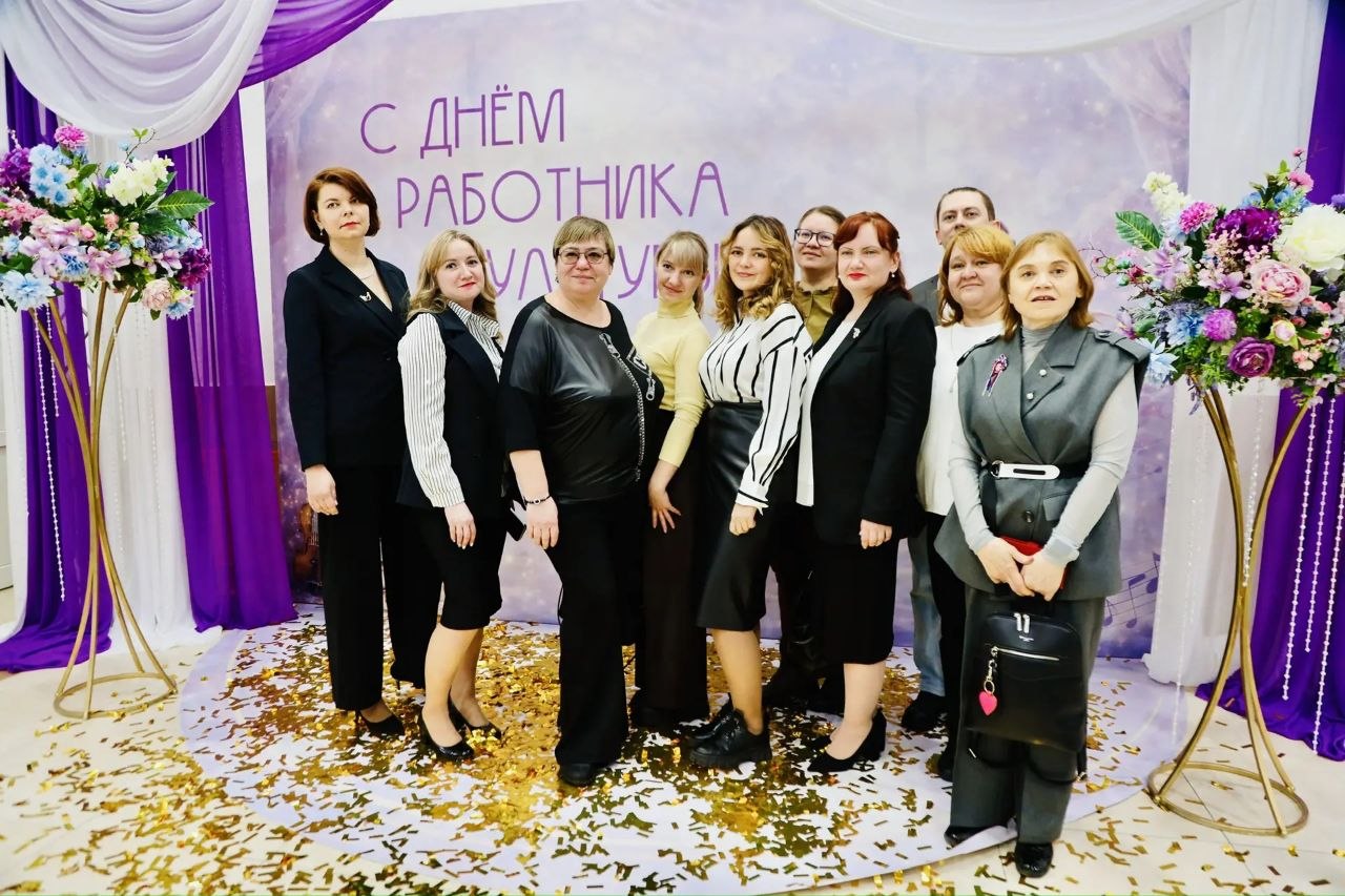 Дмитрий Кощенко: В День работника культуры с гордостью вручил заслуженные награды работникам отрасли Дмитрий Кощенко: В День работника культуры с гордостью вручил заслуженные награды работникам отрасли