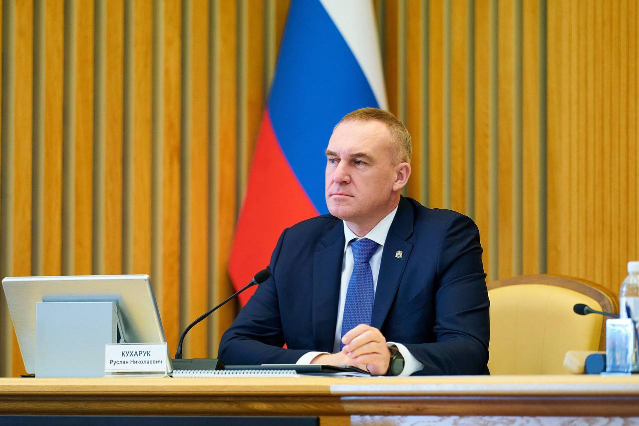 Руслан Кухарук и Борис Хохряков подвели итоги заседания Думы Югры Руслан Кухарук и Борис Хохряков подвели итоги заседания Думы Югры