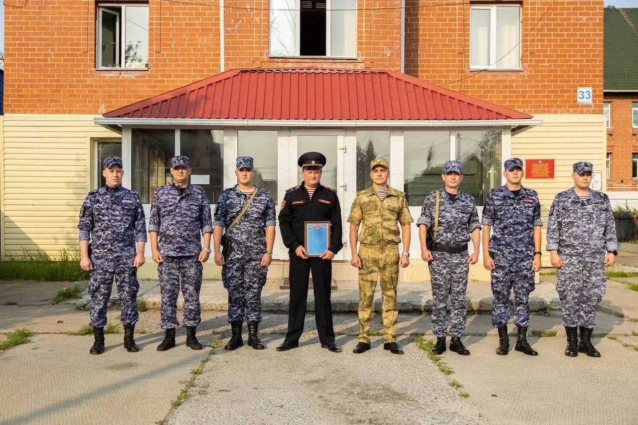 Максим Ряшин: Поздравляю личный состав Управления Росгвардии по Югре с 10-летием со Дня образования Федеральной службы войск национальной гвардии Российской Федерации и 215-й годовщиной создания войск правопорядка! История...