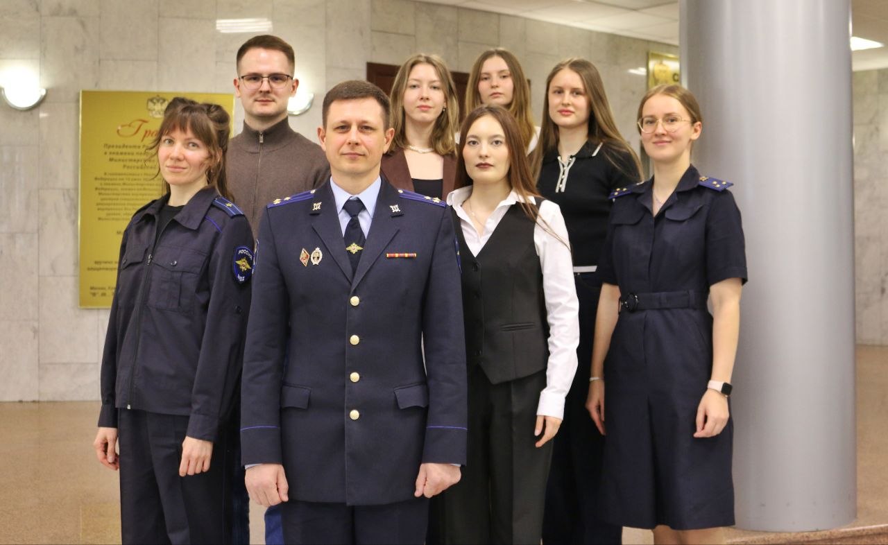 Студенты Югорского государственного университета посетили Следственное управление УМВД России по ХМАО – Югре