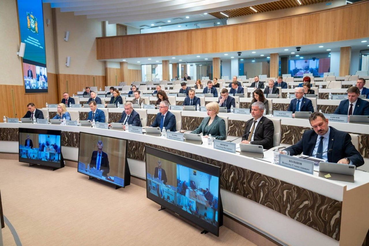 Власти Югры упростили бойцам СВО процедуру получения поддержки на открытие собственного дела Власти Югры упростили бойцам СВО процедуру получения поддержки на открытие собственного дела