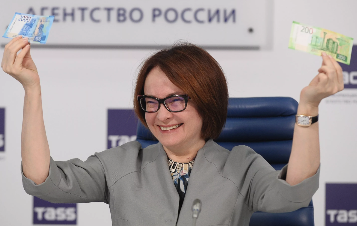 Долговая яма: россияне все глубже в кредитах