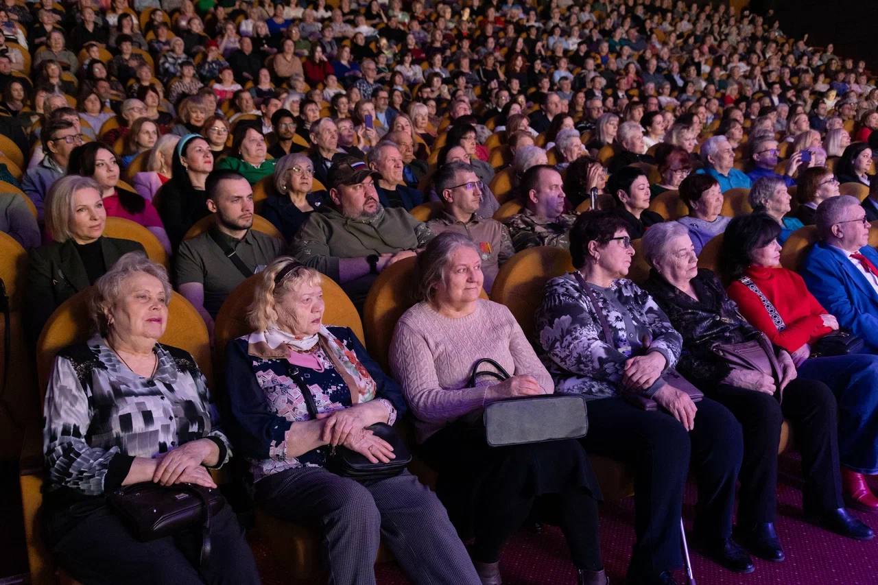 В Сургуте отметили 30-летие Дня единения народов России и Беларуси В Сургуте отметили 30-летие Дня единения народов России и Беларуси