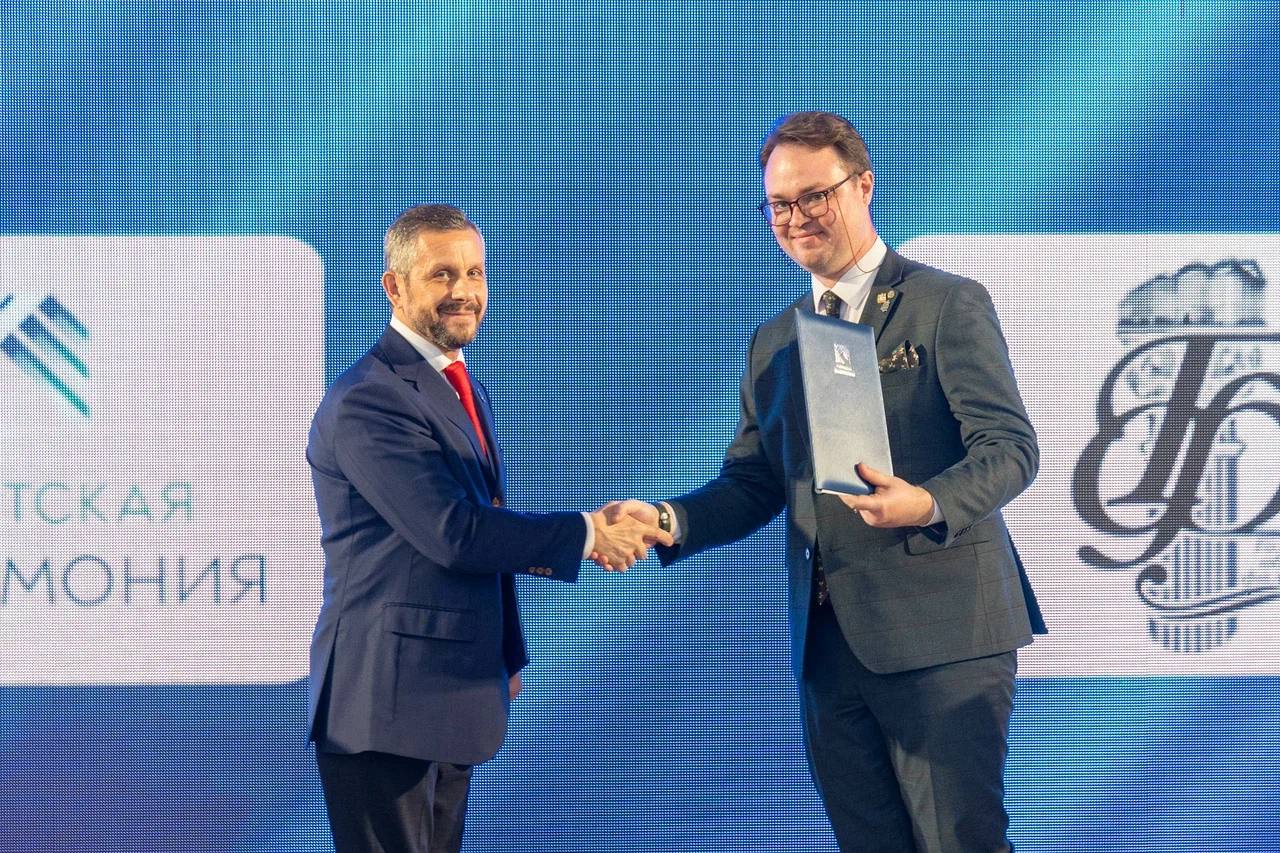 В Сургуте отметили 30-летие Дня единения народов России и Беларуси