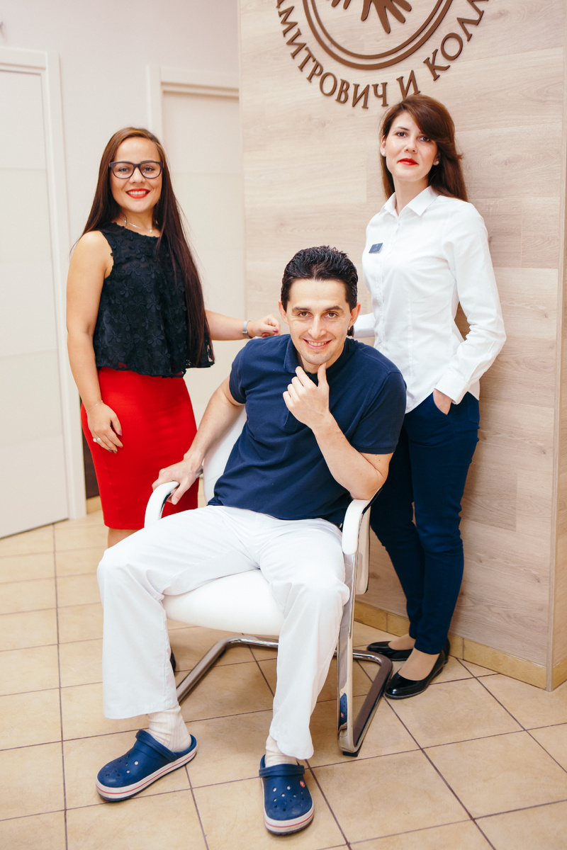 Искусственные зубы: секреты яркой улыбки и как правильно за ней ухаживать