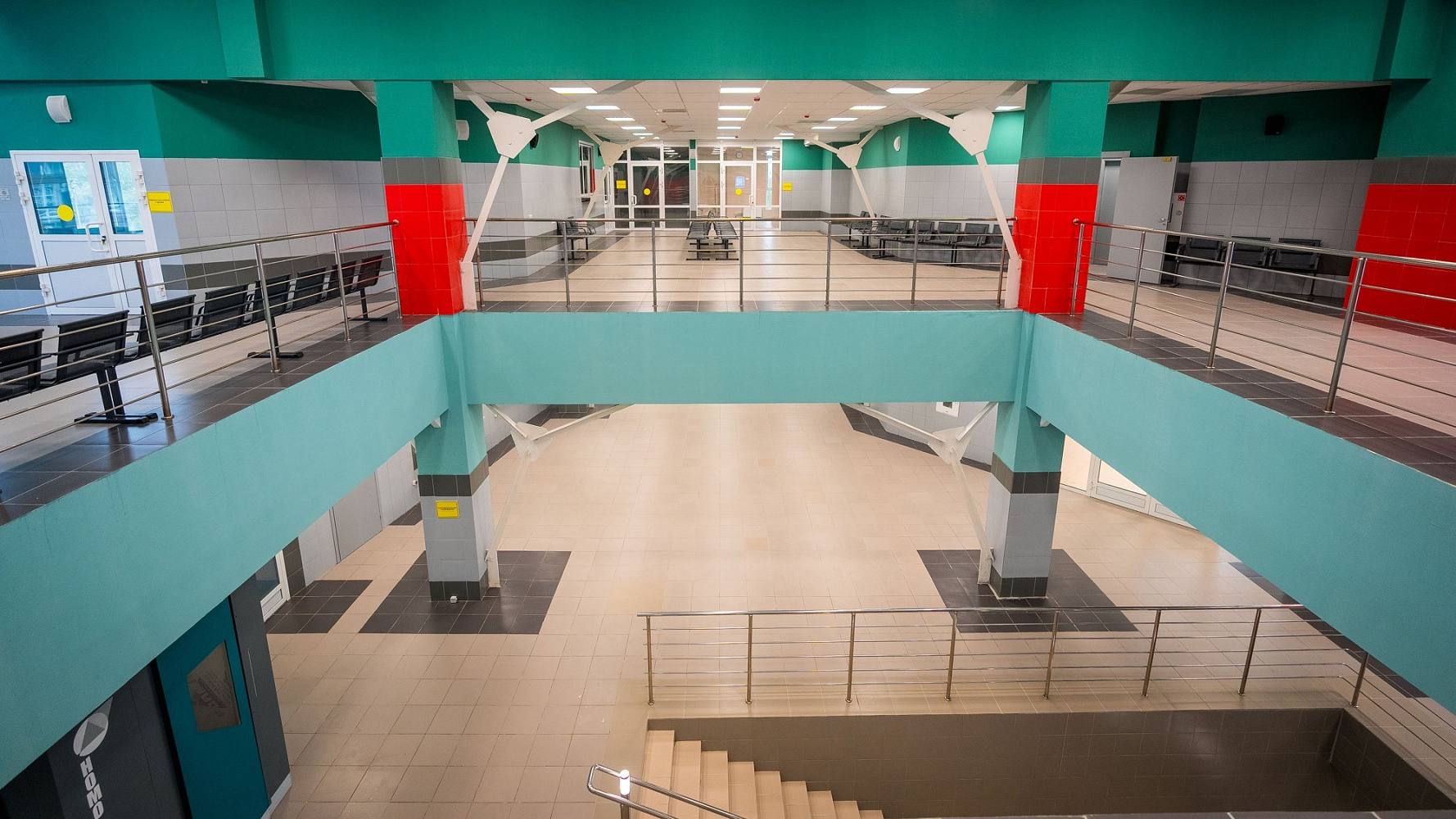 Новости к этому часу:. В Нягани партийный десант «Единой России» оценил удобство нового вокзала Активисты местного отделения «Единой России», депутаты городской и региональной Дум, а также участники СВО проверили...