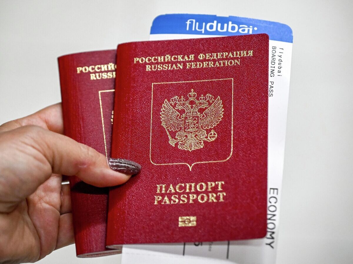 Министерство иностранных дел предупреждает россиян о множестве опасностей за границей