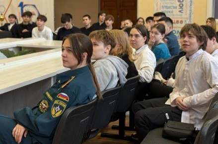 Школа№10» реализует проект «Безопасное будущее — в наших руках», занявший 2е место в конкурсе грантов муниципальной программы «Профилактика правонарушений и терроризма в городе Нижневартовске»