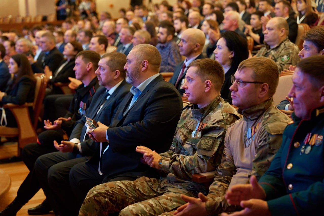 В Ханты-Мансийске открылся IX Международный форум «Нефтяная столица» В Ханты-Мансийске открылся IX Международный форум «Нефтяная столица»