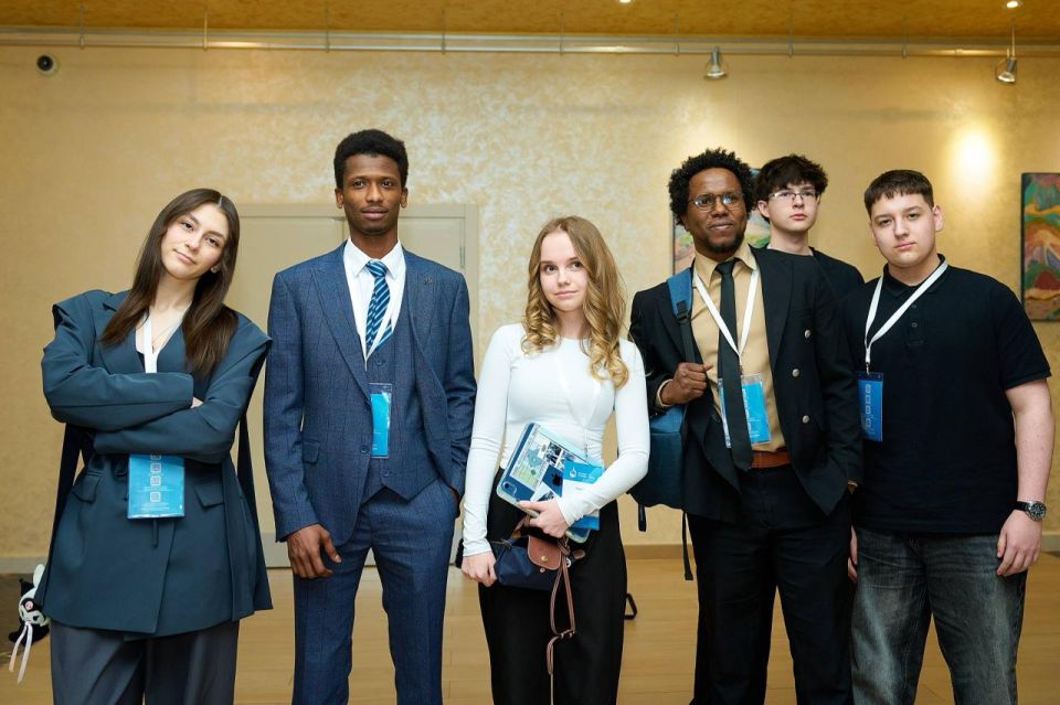 ��������� ������ ��������� ������� � ���� �������� ����������� �������� ��������� ���������� � ����������