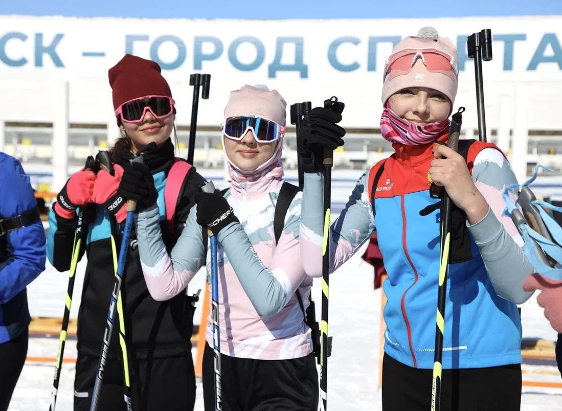 Дмитрий Кощенко: Вместе с Председателем Думы Югры Борисом Сергеевичем Хохряковым, депутатами Тюменской областной, окружной и городской дум в рамках «партийного десанта» оценили один из ключевых реализованных проектов «Карты... Дмитрий Кощенко: Вместе с Председателем Думы Югры Борисом Сергеевичем Хохряковым, депутатами Тюменской областной, окружной и городской дум в рамках «партийного десанта» оценили один из ключевых реализованных проектов «Карты...