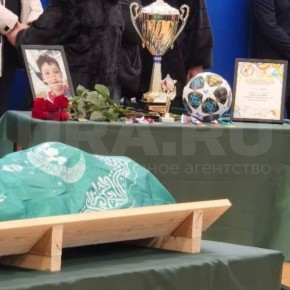 Семья погибшего под завалами снега мальчика из ХМАО открыла сбор средств