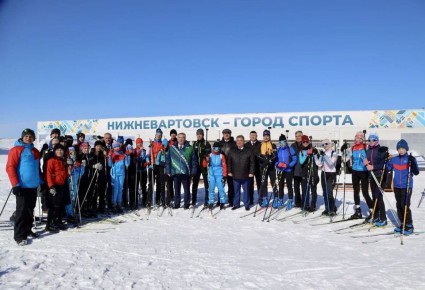 Дмитрий Кощенко: Вместе с Председателем Думы Югры Борисом Сергеевичем Хохряковым, депутатами Тюменской областной, окружной и городской дум в рамках «партийного десанта» оценили один из ключевых реализованных проектов «Карты...