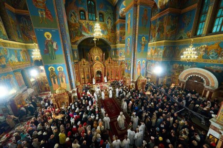 Губернатор Югры Руслан Кухарук поздравил православных югорчан со Светлой Пасхой!