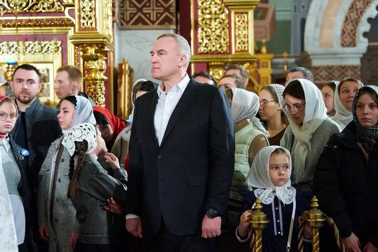 Губернатор Югры Руслан Кухарук поздравил православных югорчан со Светлой Пасхой! Губернатор Югры Руслан Кухарук поздравил православных югорчан со Светлой Пасхой!