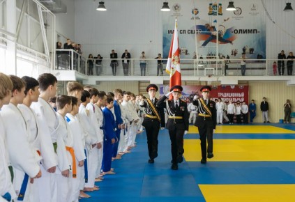 В Сургуте состоялся межрегиональный турнир по дзюдо среди юношей, посвящённый 10-летнему юбилею создания войск национальной гвардии Российской Федерации