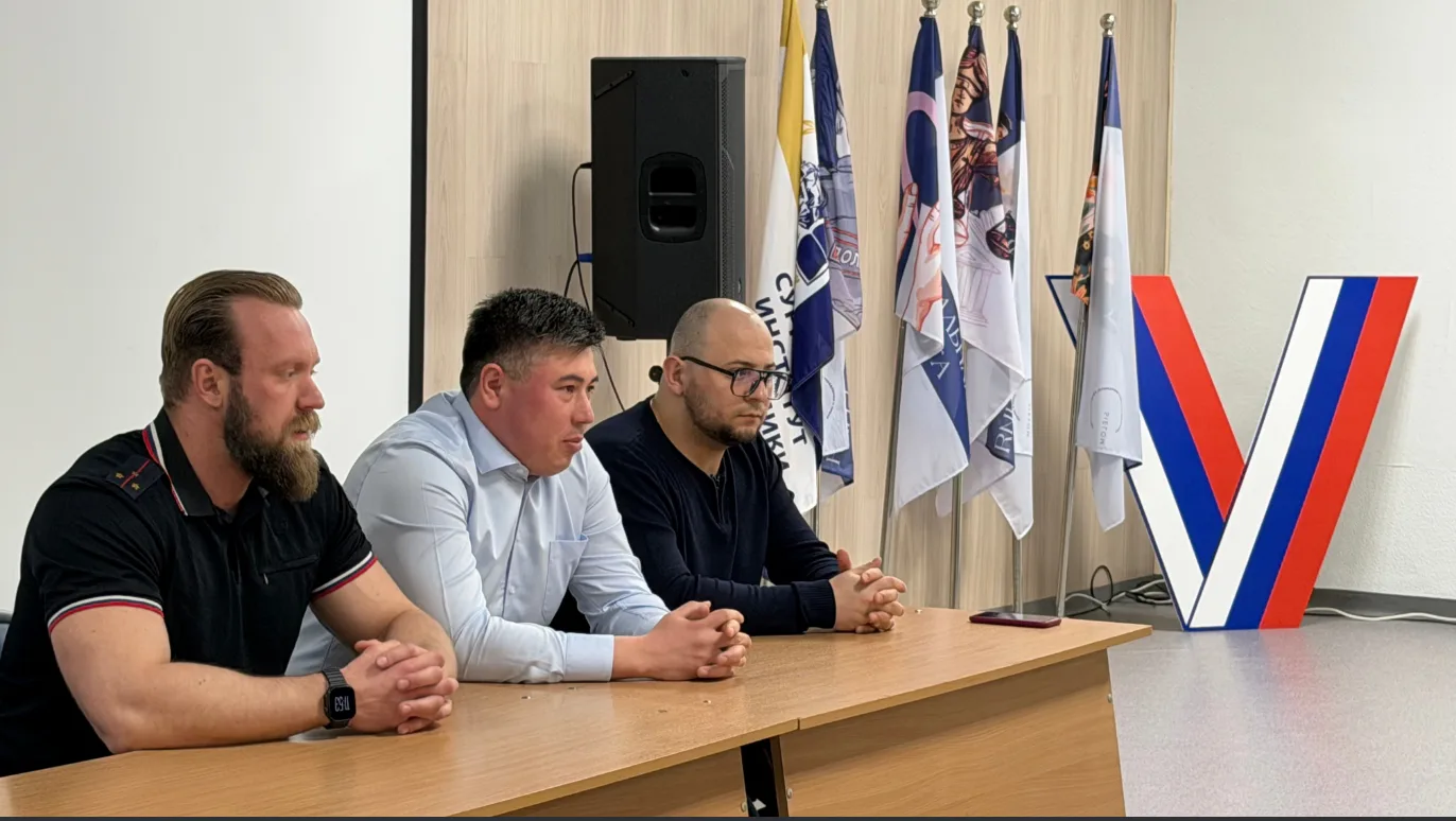 В рамках акции «Чистое поколение» правоохранители Сургута проводят ряд профилактических мероприятий со студентами