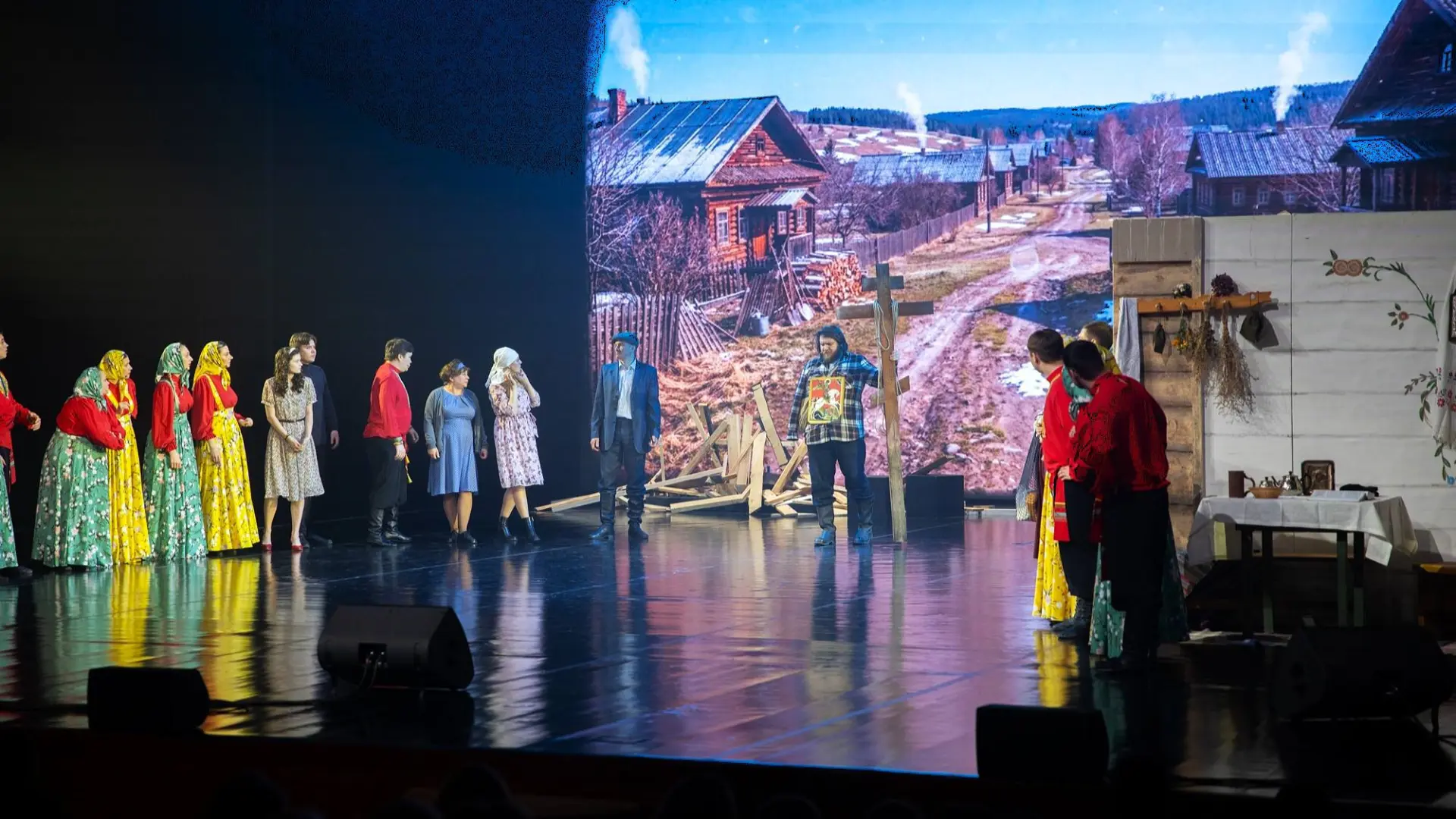 Новости к этому часу:. Чудо духовного возрождения - пасхальное представление показали в Ханты-Мансийске В день Светлой Пасхи югорчане прикоснулись к чуду духовного возрождения