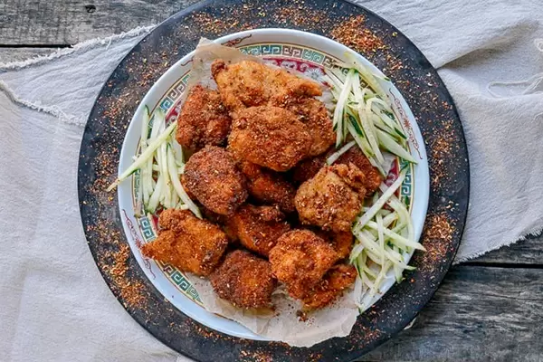 Кулинарное путешествие в Сычуань: как приготовить спаунсированные куриные наггетсы