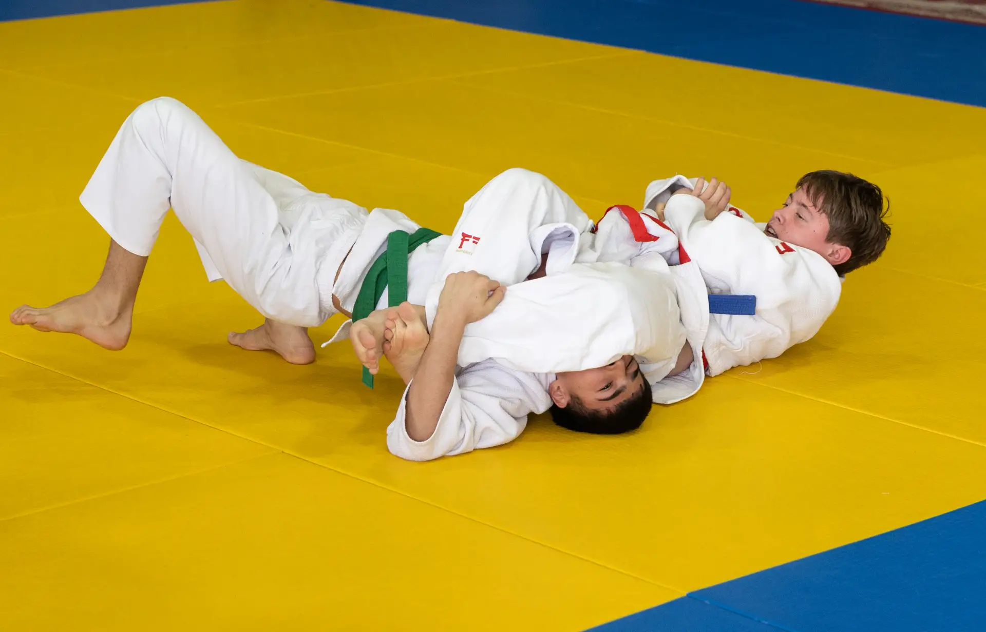 В Сургуте состоялся межрегиональный турнир по дзюдо среди юношей, посвящённый 10-летнему юбилею создания войск национальной гвардии Российской Федерации В Сургуте состоялся межрегиональный турнир по дзюдо среди юношей, посвящённый 10-летнему юбилею создания войск национальной гвардии Российской Федерации