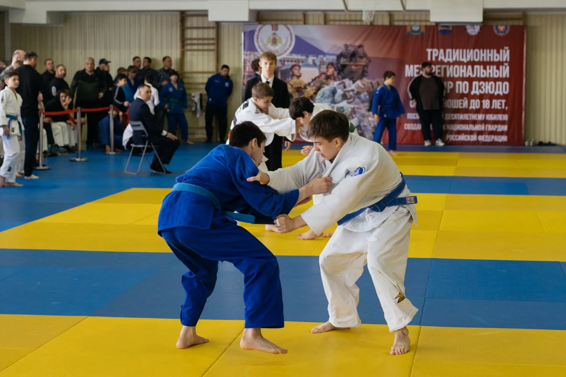 В Сургуте состоялся межрегиональный турнир по дзюдо среди юношей, посвящённый 10-летнему юбилею создания войск национальной гвардии Российской Федерации В Сургуте состоялся межрегиональный турнир по дзюдо среди юношей, посвящённый 10-летнему юбилею создания войск национальной гвардии Российской Федерации