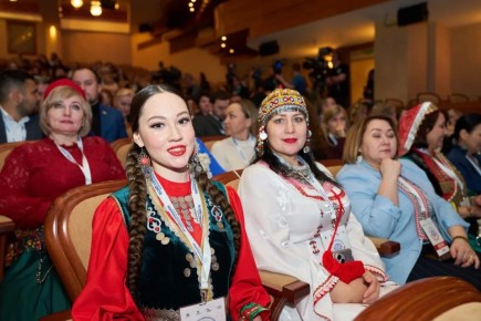 В Ханты-Мансийске стартовал VII Всероссийский форум национального единства