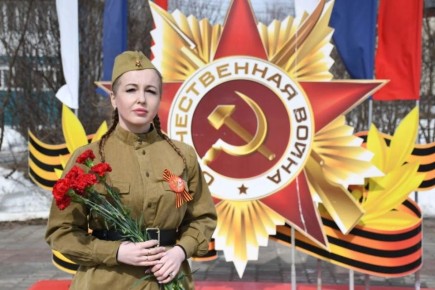 В Югре стартовала акция «Красная гвоздика» в поддержку ветеранов