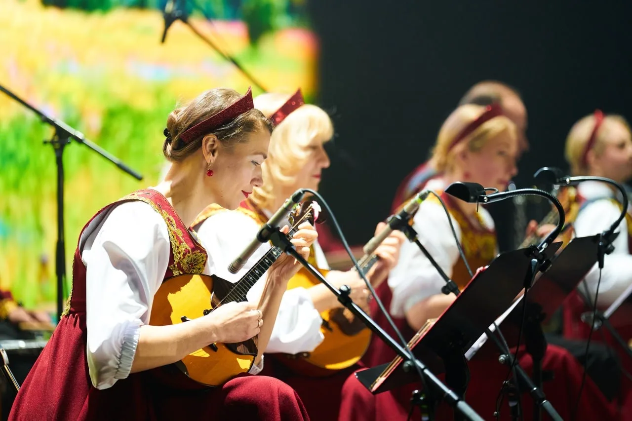 В Югре стартовал VII Всероссийский форум национального единства В Югре стартовал VII Всероссийский форум национального единства