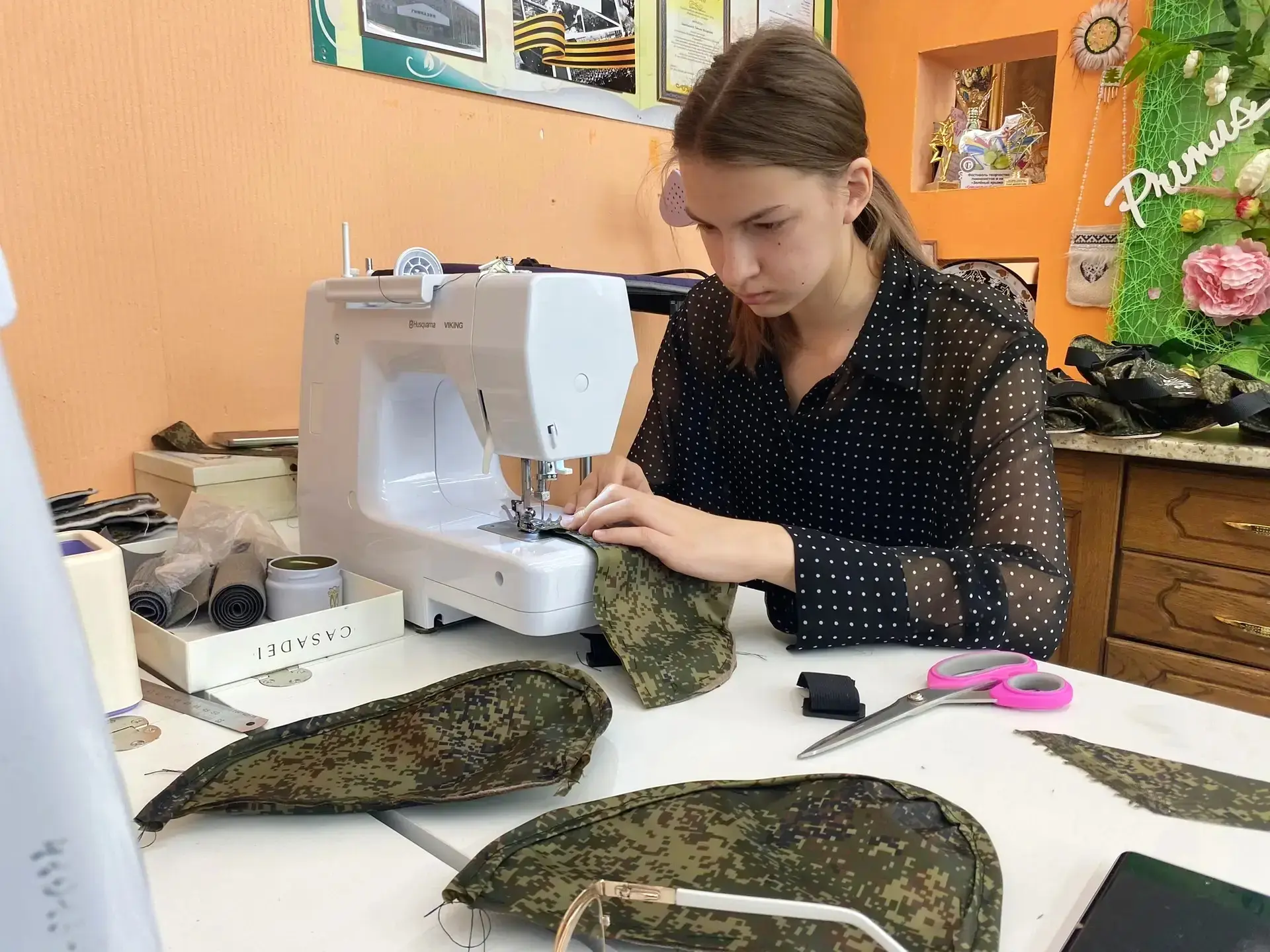 Семь лет добрых дел. 12 апреля в этом году совпали сразу три повода для праздника: Пасха, День космонавтики и - семилетие Гуманитарного Добровольческого Корпуса Семь лет добрых дел. 12 апреля в этом году совпали сразу три повода для праздника: Пасха, День космонавтики и - семилетие Гуманитарного Добровольческого Корпуса