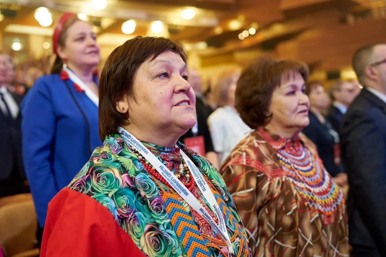 В Югре стартовал VII Всероссийский форум национального единства В Югре стартовал VII Всероссийский форум национального единства