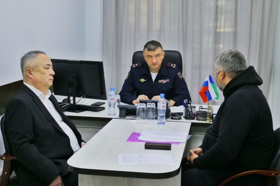 � ���� ������ �� �����-����������� ����������� ������ � ���� ��������� ����� �������