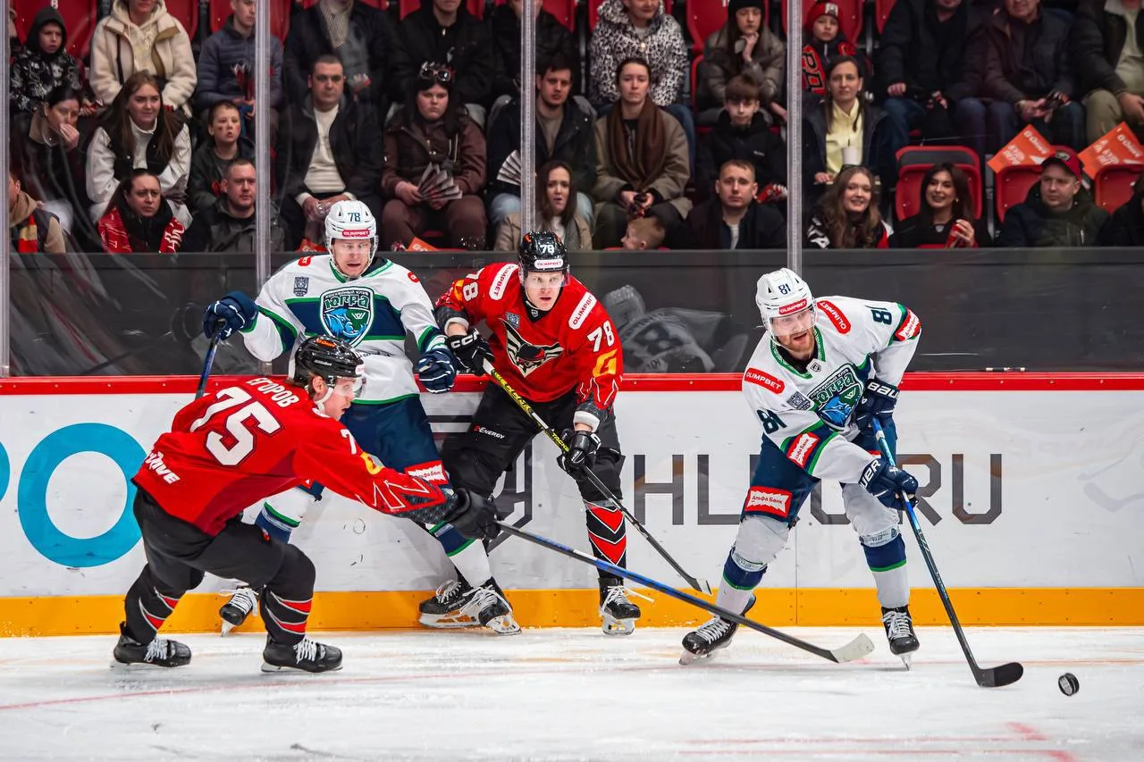 «Югра» сделала еще один шаг к полуфиналу Кубка чемпиона России в ВХЛ «Югра» сделала еще один шаг к полуфиналу Кубка чемпиона России в ВХЛ