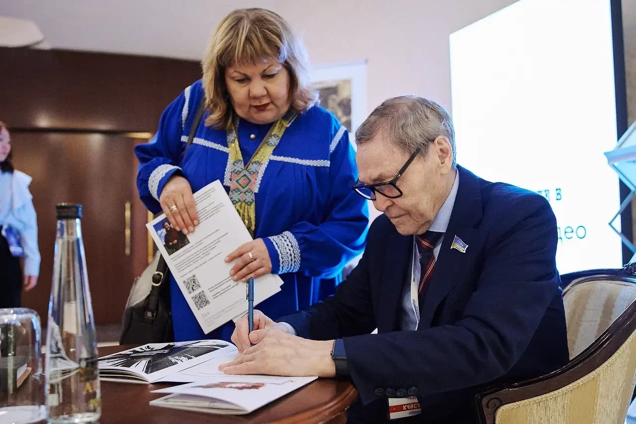 В Югре представили графическую новеллу по мотивам произведения хантыйского писателя