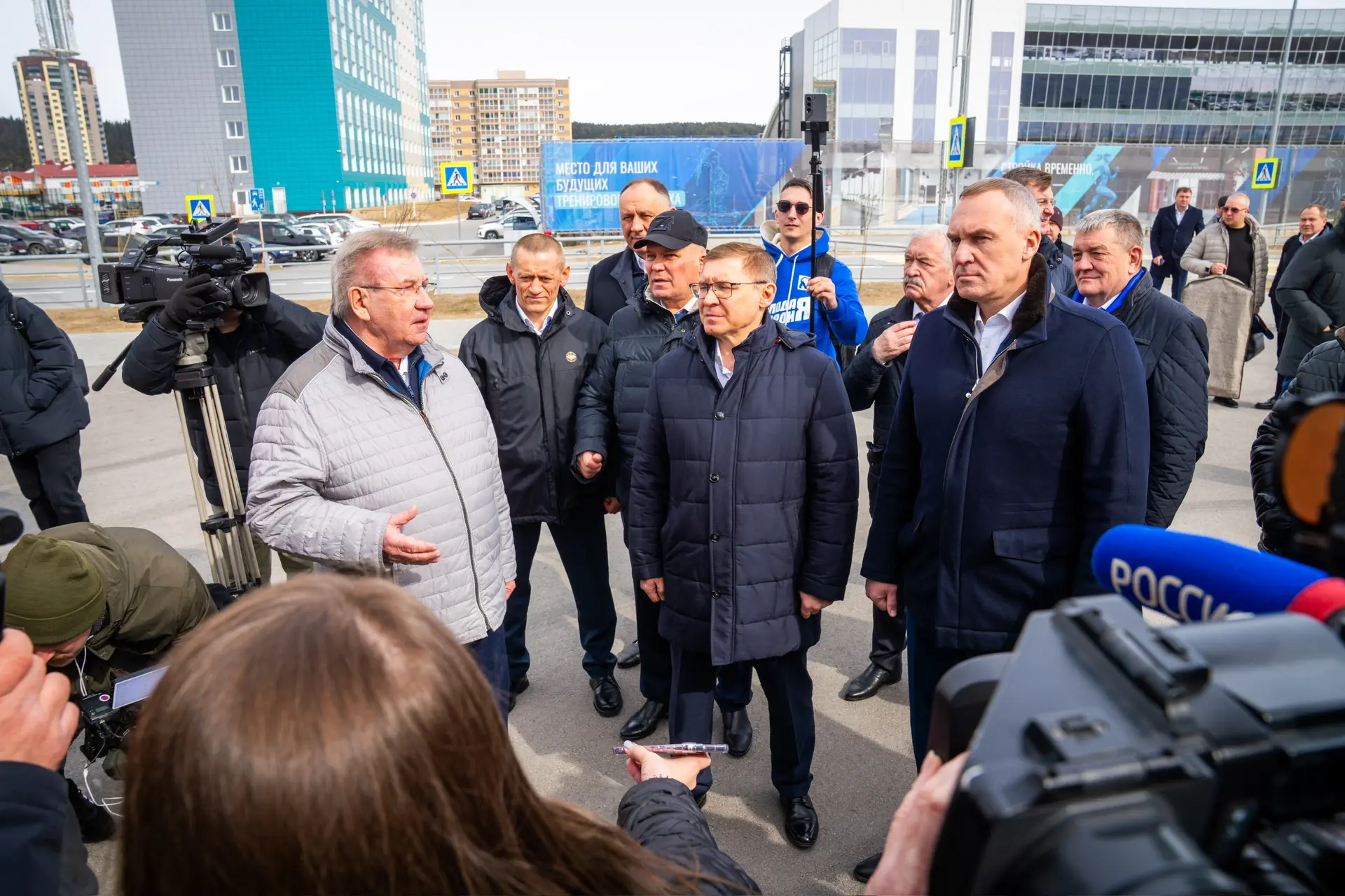 Участники форума «Есть результат» отправили в зону СВО очередную партию гумпомощи Участники форума «Есть результат» отправили в зону СВО очередную партию гумпомощи