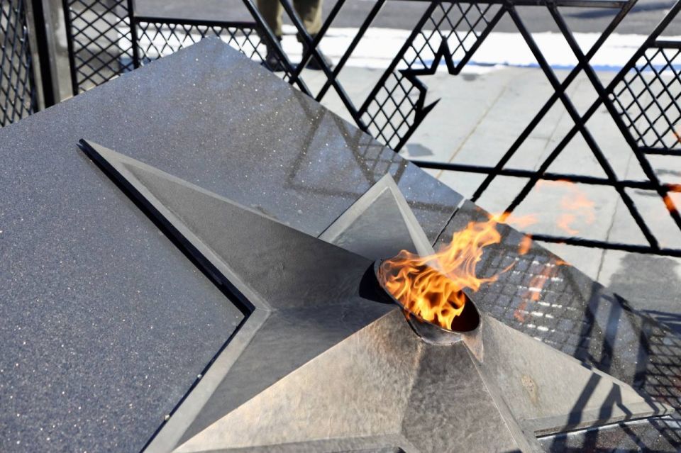 19 ������ - ���� ������ ����� �������� ���������� ������