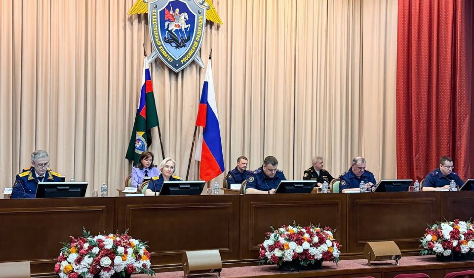 Группа сирот из Псковской области поблагодарила Председателя СК России за содействие в восстановлении их жилищных прав Группа сирот из Псковской области поблагодарила Председателя СК России за содействие в восстановлении их жилищных прав