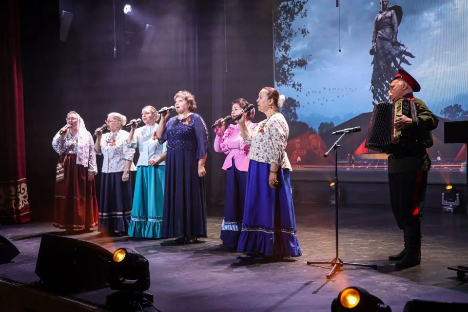 В Центре национальных культур состоялся торжественный концерт «Помню! Люблю! Живу!», приуроченный к празднованию Дня Победы В Центре национальных культур состоялся торжественный концерт «Помню! Люблю! Живу!», приуроченный к празднованию Дня Победы