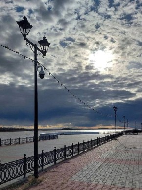 Самый лучший способ изменить свою жизнь к лучшему - это ежедневно менять к лучшему свои мысли, чувства, слова и поступки