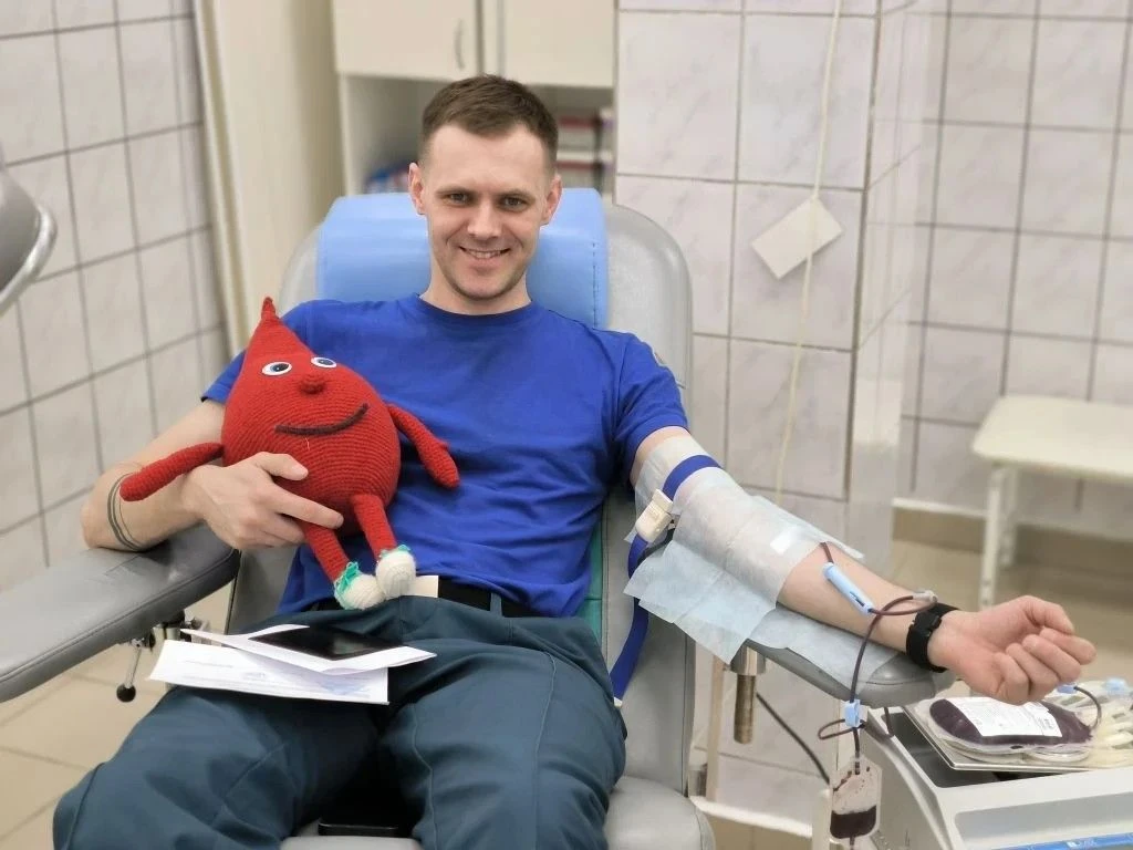 Пожарные Нижневартовска сдали кровь для пополнения донорского резерва Пожарные Нижневартовска сдали кровь для пополнения донорского резерва