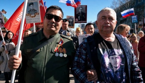 Командир гаубичного расчёта из Югры идёт в бой с именем прадеда-артиллериста