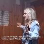 Оскорбляла русских, обложила «трёхэтажным» соседей и угрожала, выгораживая сына-вандала
