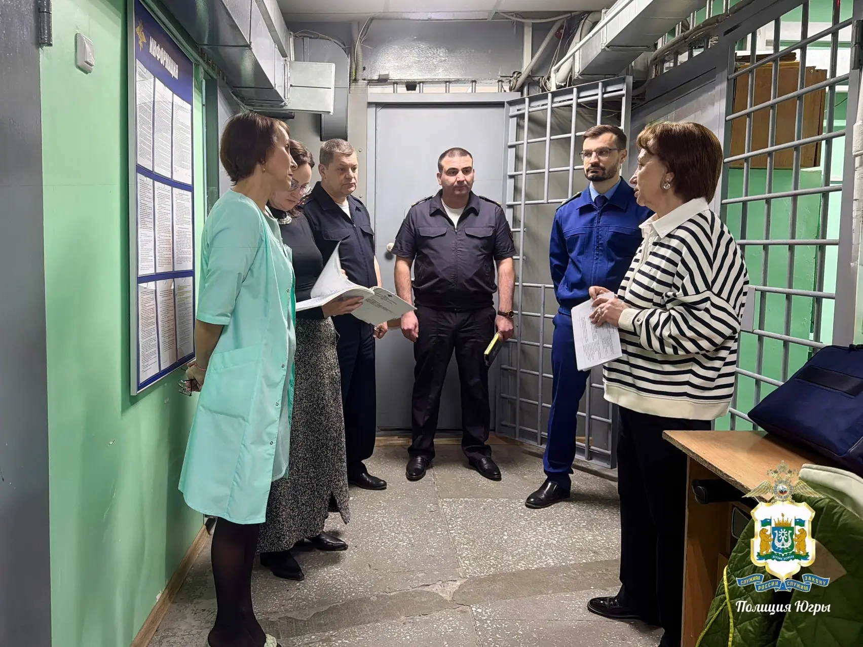 Уполномоченный по правам человека ХМАО – Югры посетила ИВС ОМВД России по г. Пыть-Яху Уполномоченный по правам человека ХМАО – Югры посетила ИВС ОМВД России по г. Пыть-Яху