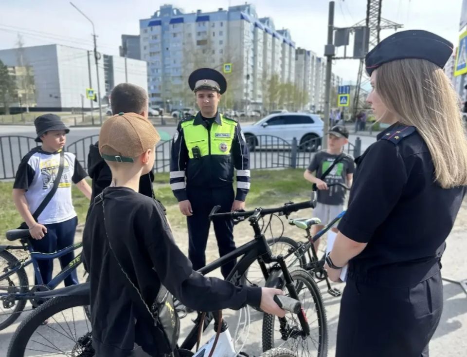 Госавтоинспекция Югры усиливает меры по профилактике дорожно-транспортных происшествий с участием детей Госавтоинспекция Югры усиливает меры по профилактике дорожно-транспортных происшествий с участием детей