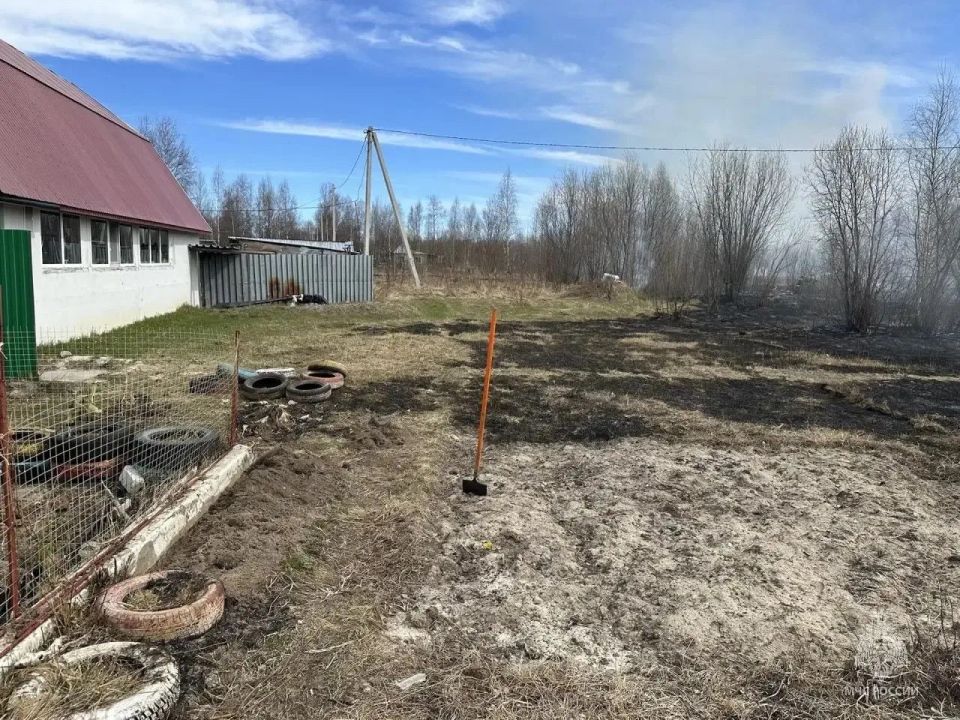 Житель Радужного заплатит 40 тысяч рублей за нарушение правил сжигания травы и мусора на своём участке Житель Радужного заплатит 40 тысяч рублей за нарушение правил сжигания травы и мусора на своём участке